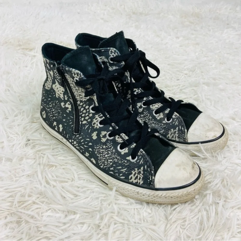 CONVERSE black & gray leather high top snakeskin lace up sneakers size junior 6